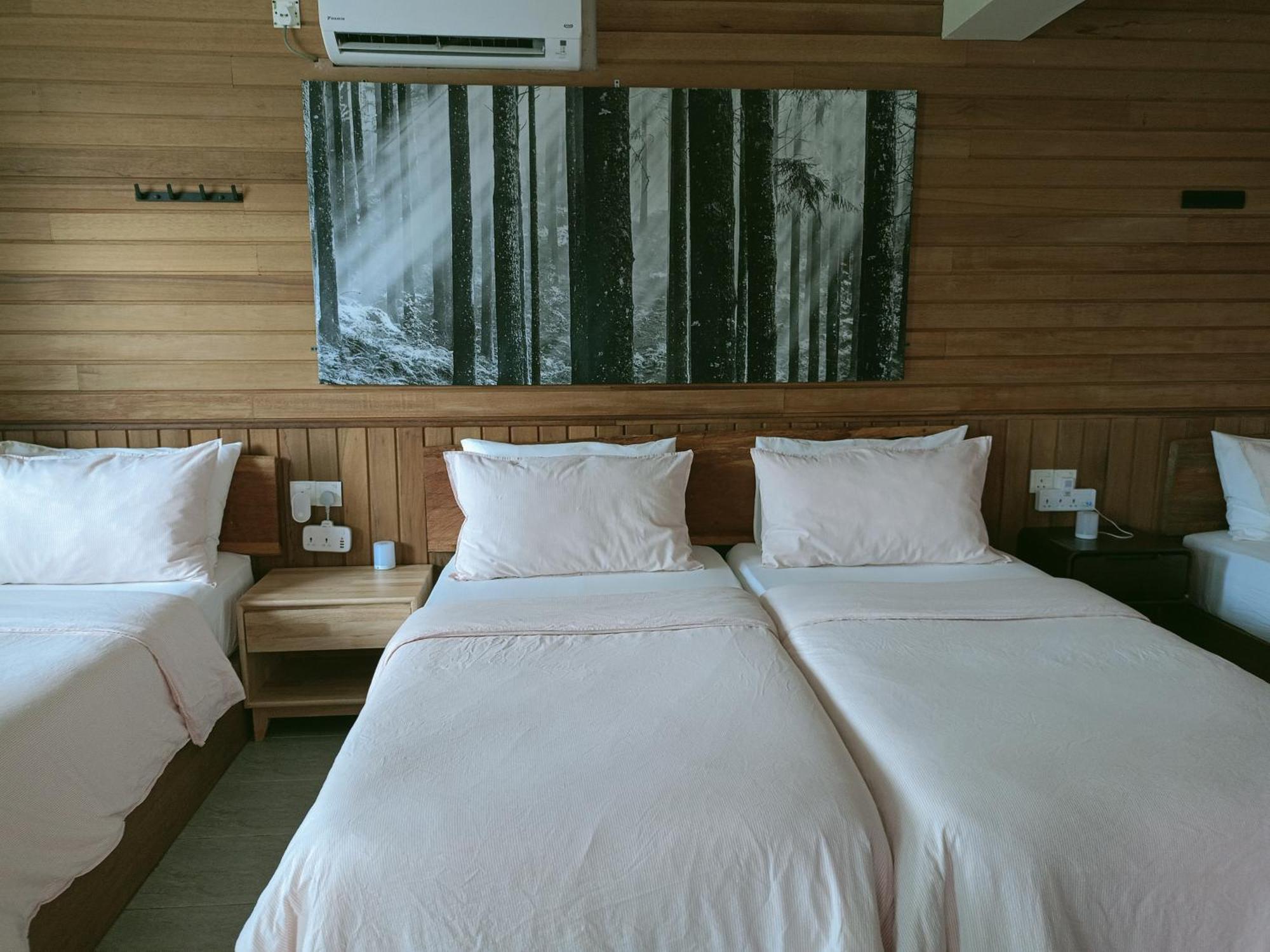 Naura Roomstay Kuala Tahan Esterno foto
