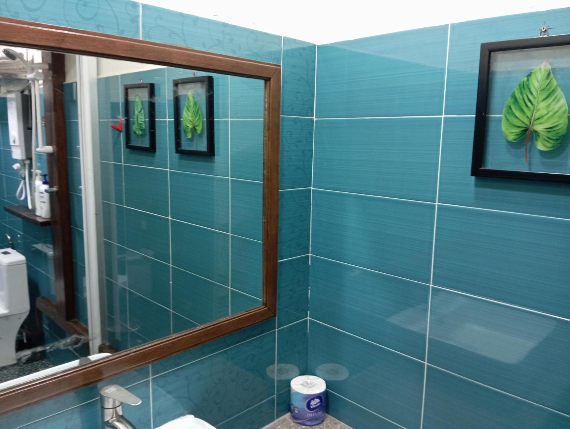 Naura Roomstay Kuala Tahan Esterno foto